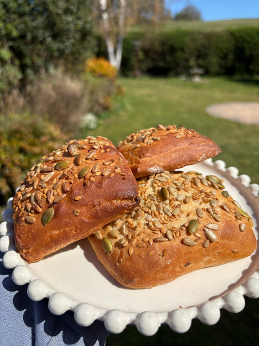 Seeded Rolls
